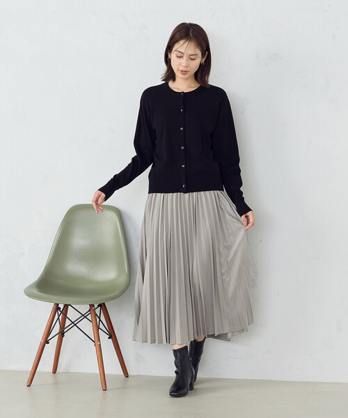 COMME CA ISM（コムサイズム）の「レザー調ジャージー　アコーディオンプリーツスカート（スカート・レディース・カーキ/ブラック/ライトグレー・LARGE/MEDIUM/SMALL）」の5枚目の写真