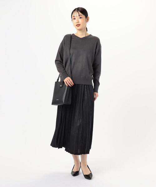 COMME CA ISM（コムサイズム）の「レザー調ジャージー　アコーディオンプリーツスカート（スカート・レディース・カーキ/ブラック/ライトグレー・LARGE/MEDIUM/SMALL）」の8枚目の写真