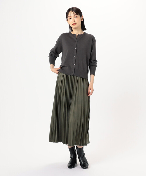 COMME CA ISM（コムサイズム）の「レザー調ジャージー　アコーディオンプリーツスカート（スカート・レディース・カーキ/ブラック/ライトグレー・LARGE/MEDIUM/SMALL）」の12枚目の写真