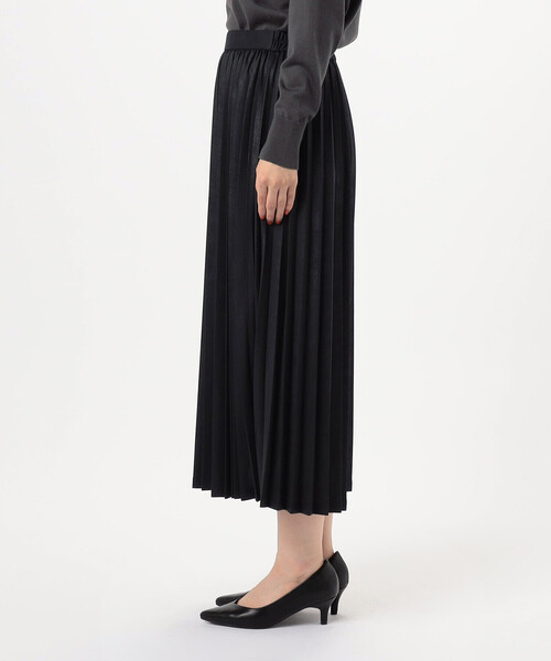 COMME CA ISM（コムサイズム）の「レザー調ジャージー　アコーディオンプリーツスカート（スカート・レディース・カーキ/ブラック/ライトグレー・LARGE/MEDIUM/SMALL）」の17枚目の写真