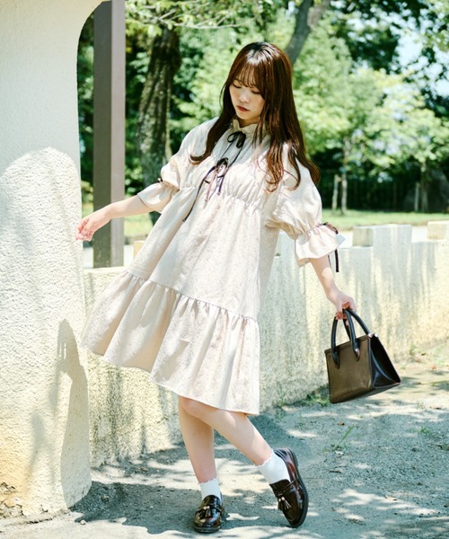 クティールとレトロ】ジャガードアソートフリルリボンミニワンピース