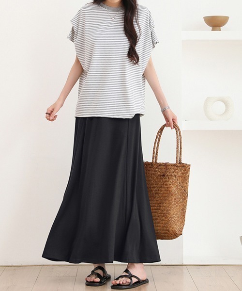 Doux Belle（ドゥーベル）の「落ち感フレアスカート（スカート・レディース・ダークグレー/ブラック/ライトグレー/グリーン/ベージュ・FREE）」の2枚目の写真