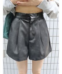 EVRIS | フェイクレザーショートパンツ(その他パンツ)