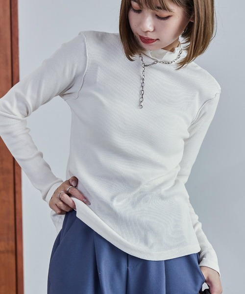 Fashion Letter(ファッションレター)の「【M-4L】ハイネックメローリブカットソー 長袖 ロングスリーブ きれいめ(Tシャツ/カットソー・レディース・ブラック/ベージュ/オフホワイト・M/4L/3L/LL/L)」の4枚目の写真