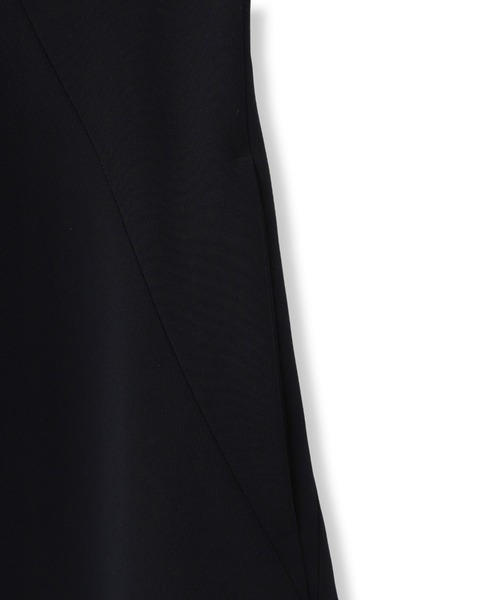 ラウンドネックワンピース（ワンピース）｜LAUTREAMONT DE CLASSE（ロートレアモンデュクラス）