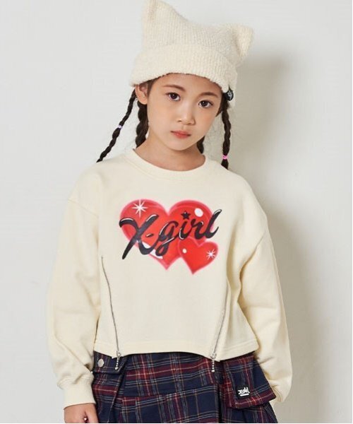 X-girl Stages（エックスガールステージス）の「ハートグラフィティジッププルオーバー（スウェット・キッズ・アイボリー/ブラック/ブルー・90cm/100cm/110cm/120cm/130cm/140cm）」の2枚目の写真