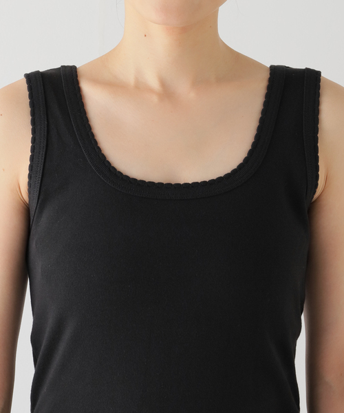 Spick & Span(スピックアンドスパン)の「Uネックノースリーブ(タンクトップ・レディース・ベージュ/ブラック・FREE)」の6枚目の写真