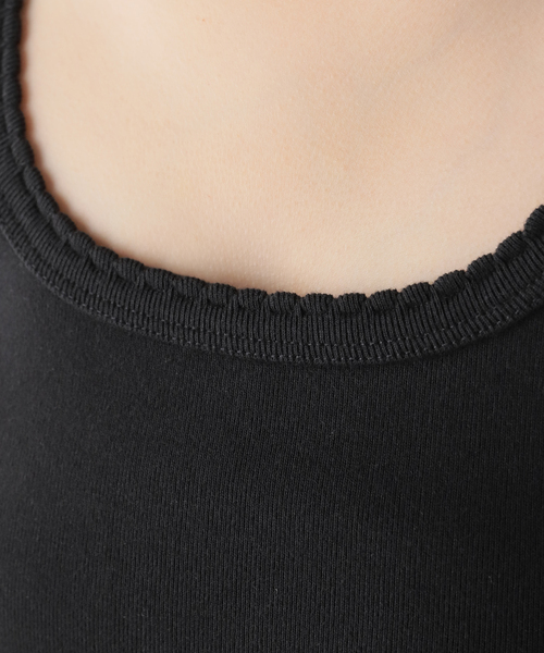 Spick & Span(スピックアンドスパン)の「Uネックノースリーブ(タンクトップ・レディース・ベージュ/ブラック・FREE)」の9枚目の写真