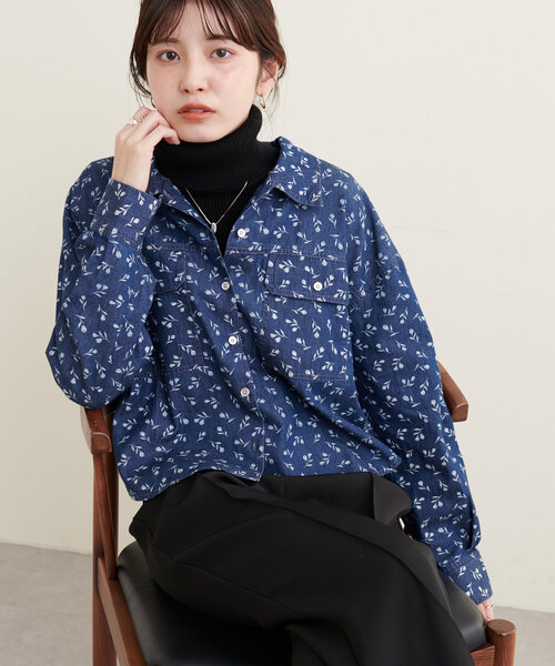 natural couture（ナチュラルクチュール）の「アソートデニムショートブルゾン（ブルゾン・レディース・その他1/アイボリー/インディゴブルー/ブラック・FREE）」の2枚目の写真
