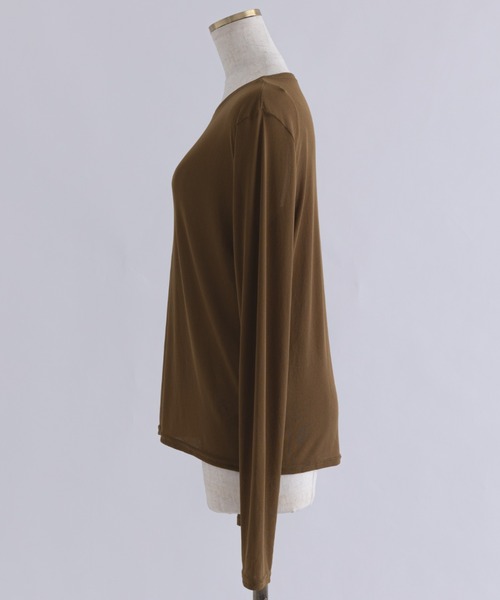 EN NEUME(エンノイム)の「Power Net Mesh Top(Tシャツ/カットソー・レディース・ブラック/オリーブ/グレー/ホワイト・FREE)」の22枚目の写真