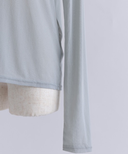 EN NEUME(エンノイム)の「Power Net Mesh Top(Tシャツ/カットソー・レディース・ブラック/オリーブ/グレー/ホワイト・FREE)」の19枚目の写真