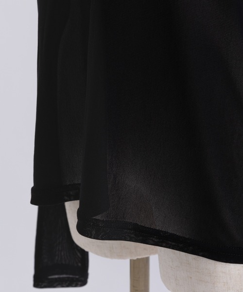 EN NEUME(エンノイム)の「Power Net Mesh Top(Tシャツ/カットソー・レディース・ブラック/オリーブ/グレー/ホワイト・FREE)」の18枚目の写真