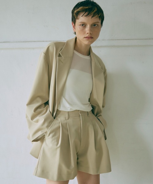 EN NEUME(エンノイム)の「Power Net Mesh Top(Tシャツ/カットソー・レディース・ブラック/オリーブ/グレー/ホワイト・FREE)」の13枚目の写真