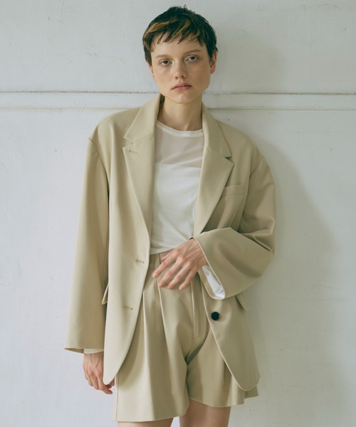 EN NEUME(エンノイム)の「Power Net Mesh Top(Tシャツ/カットソー・レディース・ブラック/オリーブ/グレー/ホワイト・FREE)」の15枚目の写真