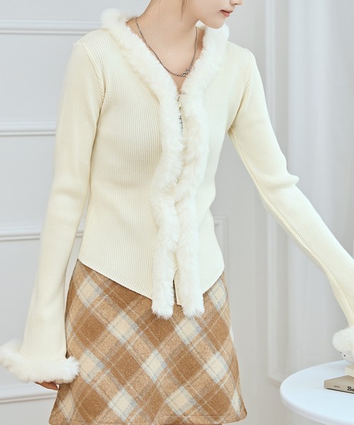 セール】ファー付き Vネック リブ ニット カーディガン（カーディガン