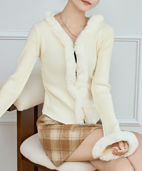 セール】ファー付き Vネック リブ ニット カーディガン（カーディガン