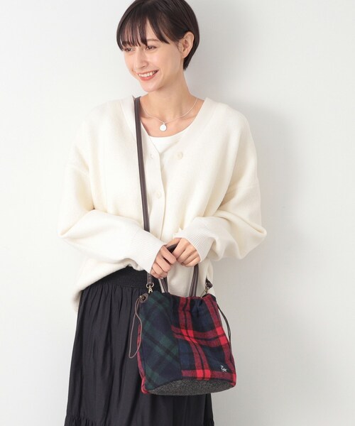 Dessin（デッサン）の「◆2WAYチェックドロストリングトート（ショルダーバッグ・レディース・チャコールグレー/ブラック系4/ブラック系1/レッド系6・00）」の4枚目の写真