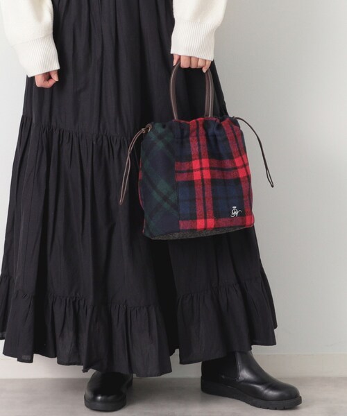 Dessin（デッサン）の「◆2WAYチェックドロストリングトート（ショルダーバッグ・レディース・チャコールグレー/ブラック系4/ブラック系1/レッド系6・00）」の19枚目の写真