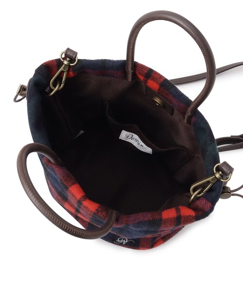 Dessin（デッサン）の「◆2WAYチェックドロストリングトート（ショルダーバッグ・レディース・チャコールグレー/ブラック系4/ブラック系1/レッド系6・00）」の8枚目の写真