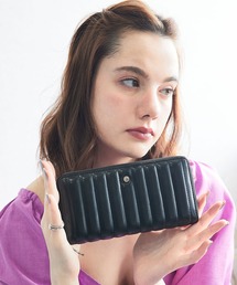 style code（スタイルコード）の「【MERCURYDUO/マーキュリーデュオ】ストライプキルティング　ラウンド長財布（財布）」