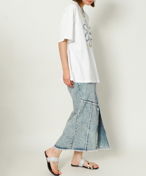 GORGE(ゴージ)の「《切替デザイン×ZIPスリット》レディース デニム ロングスカート ナローシルエット 春夏秋冬(デニムスカート・レディース・ブルー/ブラック・F)」の4枚目の写真