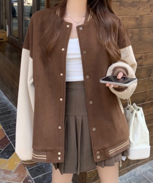 Teem Store(チームストア)の「裏起毛オーバーサイズスウェットスタジャン(スタジャン・レディース・ブラック/ブラウン・F)」の2枚目の写真