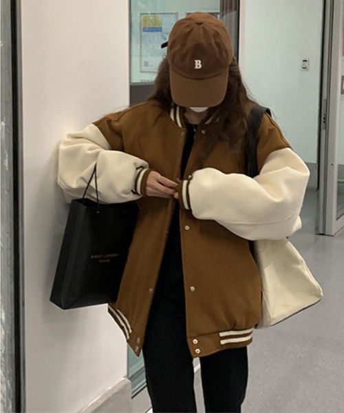 Teem Store(チームストア)の「裏起毛オーバーサイズスウェットスタジャン(スタジャン・レディース・ブラック/ブラウン・F)」の13枚目の写真