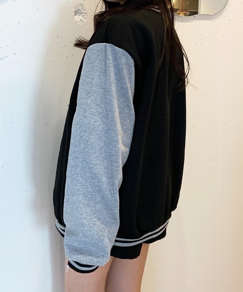 Teem Store(チームストア)の「裏起毛オーバーサイズスウェットスタジャン(スタジャン・レディース・ブラック/ブラウン・F)」の19枚目の写真