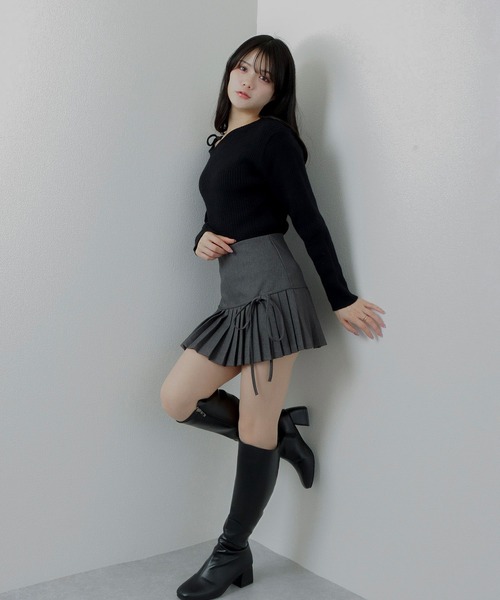 M DOLLY（エムドリー）の「side ribbon pleats mini skirt/サイドリボンプリーツミニスカート（スカート・レディース・グレー/ブラック・L/M/S）」の15枚目の写真
