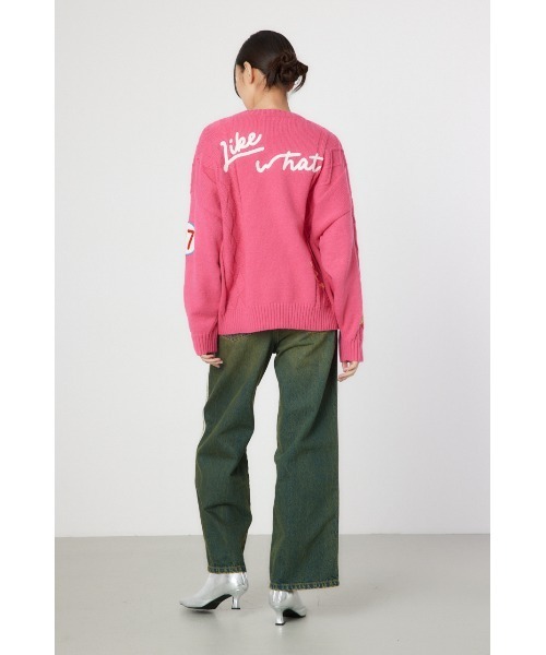 RODEO CROWNS WIDE BOWL（ロデオクラウンズワイドボウル）の「EMB MOTIFSケーブルカーディガン（カーディガン/ボレロ・レディース・ピンク/ブラック/オフホワイト/ダークグリーン・FREE）」の10枚目の写真