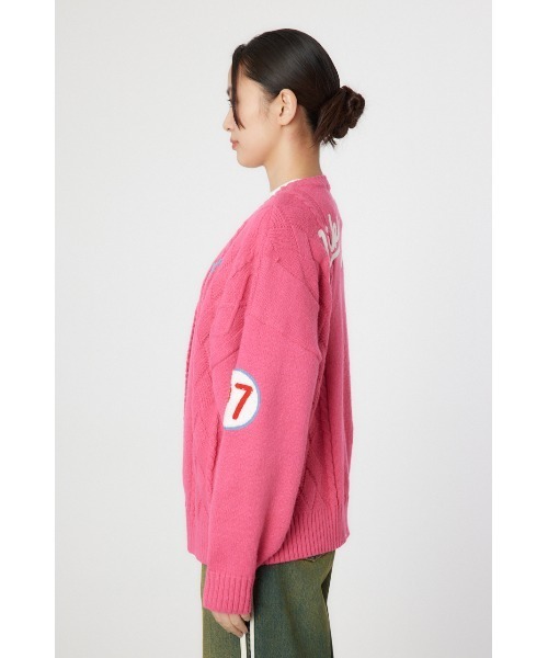 RODEO CROWNS WIDE BOWL（ロデオクラウンズワイドボウル）の「EMB MOTIFSケーブルカーディガン（カーディガン/ボレロ・レディース・ピンク/ブラック/オフホワイト/ダークグリーン・FREE）」の12枚目の写真