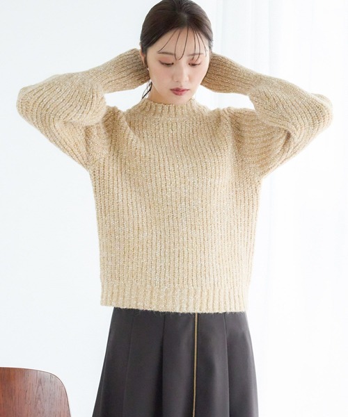 Andemiu（アンデミュウ）の「テープMIXラメパフニット286225（ニット/セーター・レディース・イエロー/モカ/グレー・FREE）」の2枚目の写真