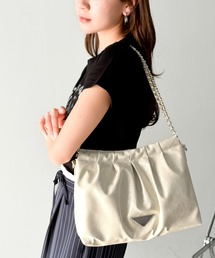 【mily bilet】洗練デザイン＆機能性。エンボス加工フェイクレザー2WAYショルダーバッグ