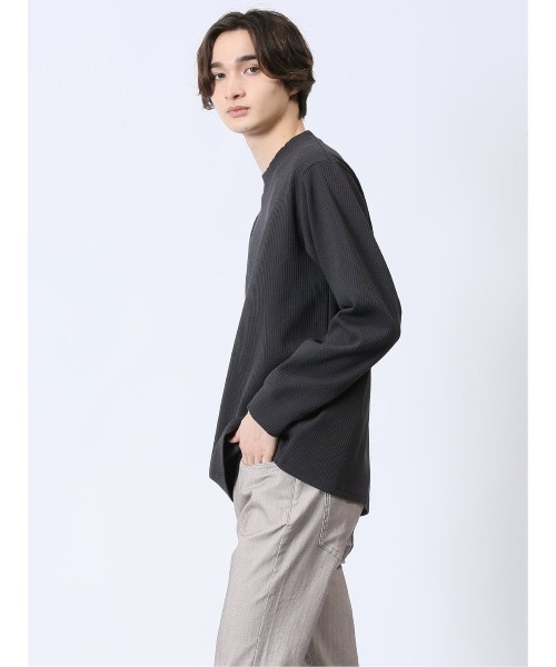 m.f.editorial(エムエフエディトリアル)の「【ストレッチ 吸水速乾 UVカット アンチピリング】m.f.エディトリアル メンズ テックワッフル クルーネック 長袖 Tシャツ(Tシャツ/カットソー・メンズ・ブラック/ホワイト/ベージュ/ネイビー・MEDIUM/LARGE/X-LARGE)」の15枚目の写真