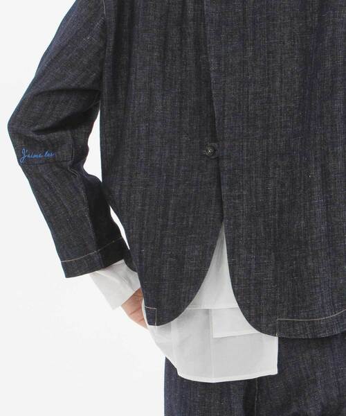nop de nod(ノップドゥノッド)の「コットンリネンエルボーロゴ刺繍ノーカラージャケット(ノーカラージャケット・レディース・ブラック/インディゴブルー/キナリ・M)」の11枚目の写真