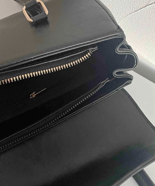 apres jour clair(アプレジュールクレア)の「【apres jour clair×ARIAZ】アンティーク風ショルダーバッグ(ショルダーバッグ・レディース・ブラック/ダークブラウン・FREE)」の6枚目の写真