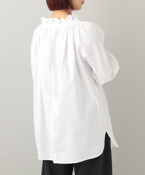 e/rm（イーアールエム）の「オフショルフリル2WAYブラウス（シャツ/ブラウス・レディース・ライトブルー/オフホワイト/ネイビー・FREE）」の9枚目の写真