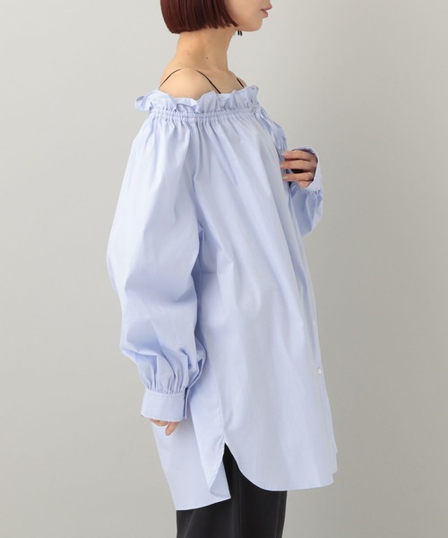 e/rm（イーアールエム）の「オフショルフリル2WAYブラウス（シャツ/ブラウス・レディース・ライトブルー/オフホワイト/ネイビー・FREE）」の17枚目の写真