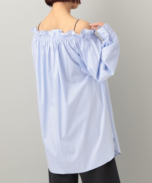 e/rm（イーアールエム）の「オフショルフリル2WAYブラウス（シャツ/ブラウス・レディース・ライトブルー/オフホワイト/ネイビー・FREE）」の18枚目の写真