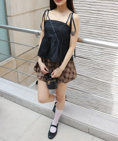 JilLA(ジルア)の「Shoulder Ribbon French Camisole / ショルダーリボンフレンチキャミソール(キャミソール・レディース・ホワイト/ブラック・FREE)」の8枚目の写真