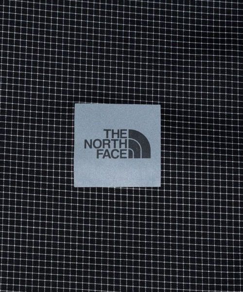 THE NORTH FACE(ザノースフェイス)の「THE NORTH FACE/ザ・ノース・フェイス Enride Rain Jacket エンライドレインジャケット NP12460(ナイロンジャケット・メンズ・ブラック・M/L/XL)」の13枚目の写真