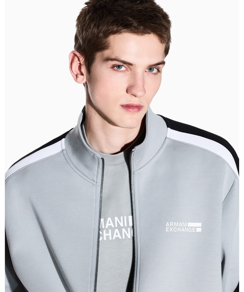 ARMANI EXCHANGE（アルマーニエクスチェンジ）の「【A|X アルマーニ エクスチェンジ】カラーブロック スタンドカラージップアップスウェットシャツ（スウェット・メンズ・ライトグレー・LARGE/SMALL/MEDIUM/X-LARGE/X-SMALL）」の5枚目の写真
