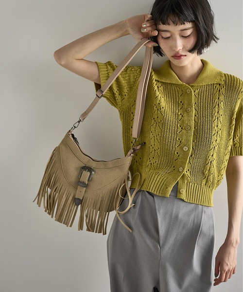 THE YOn（ザヨン）の「フェイクスエードウエスタンバックルフリンジショルダーバッグ（ショルダーバッグ・レディース・ブラウン/ベージュ/ブラック・FREE）」の3枚目の写真