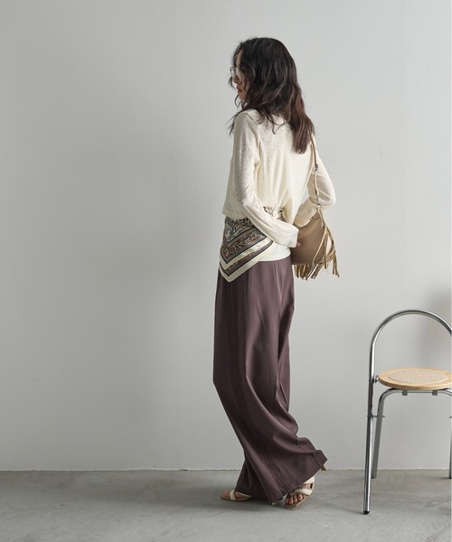 THE YOn（ザヨン）の「フェイクスエードウエスタンバックルフリンジショルダーバッグ（ショルダーバッグ・レディース・ブラウン/ベージュ/ブラック・FREE）」の5枚目の写真