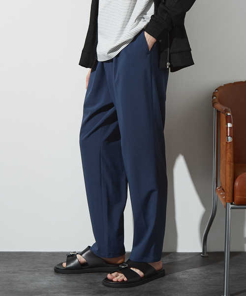 ABAHOUSE（アバハウス）の「【セットアップ対応】1タックテーパード イージーパンツ / イージーケア / ストレッチ（その他パンツ・メンズ・ベージュ/ネイビー/ブラック・44/46/48）」の3枚目の写真