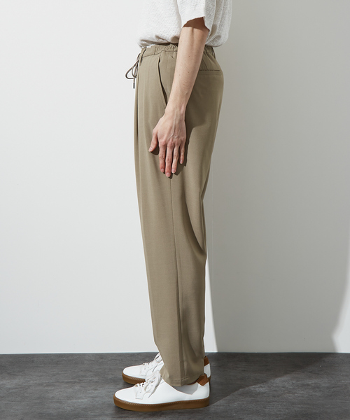 ABAHOUSE（アバハウス）の「【セットアップ対応】1タックテーパード イージーパンツ / イージーケア / ストレッチ（その他パンツ・メンズ・ベージュ/ネイビー/ブラック・44/46/48）」の6枚目の写真