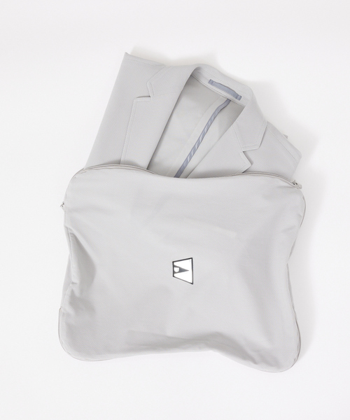 DESIGNWORKS(デザインワークス)の「【セットアップ対応】フェザートリコット メッシュ ジャケット / 収納ケース付き / ウォッシャブル / ストレッチ(テーラードジャケット・メンズ・ストライプ/ライトグレー/ダークネイビー・44/46/48/50/52)」の13枚目の写真