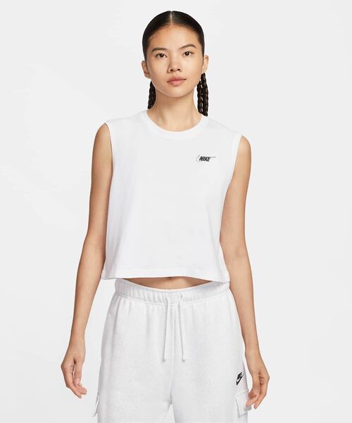 NIKE（ナイキ）の「ナイキ スポーツウェア クラブ ウィメンズ スリーブレス クロップド Tシャツ / Nike Sportswear Club Women's Sleeveless Cropped Tee HF9532-100 White（タンクトップ・レディース・ホワイト・M/XS/S/L/XL）」の12枚目の写真