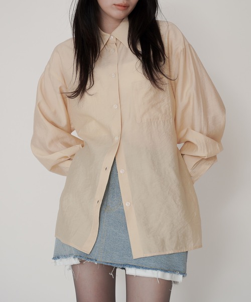 KINO THE KEI(キノザケイ)の「バックオープン フィット アレンジ シャツ KINO THE KEI(シャツ/ブラウス・レディース・ネイビー/ホワイト/サックスブルー/イエロー系その他・フリー)」の4枚目の写真