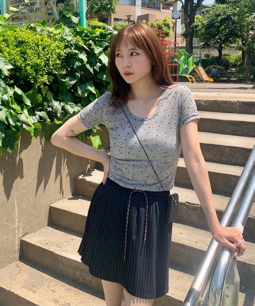 Teem Store(チームストア)の「ラウンドネックドット柄半袖Tシャツトップス シアートップス(Tシャツ/カットソー・レディース・アイボリー/グレー・M/S)」の18枚目の写真